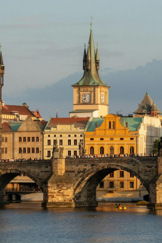 PRAGUE CASTLE: PRIVATE FAIRYTALE WALKING TOUR - Exploring the Largest Castle Complex in the World