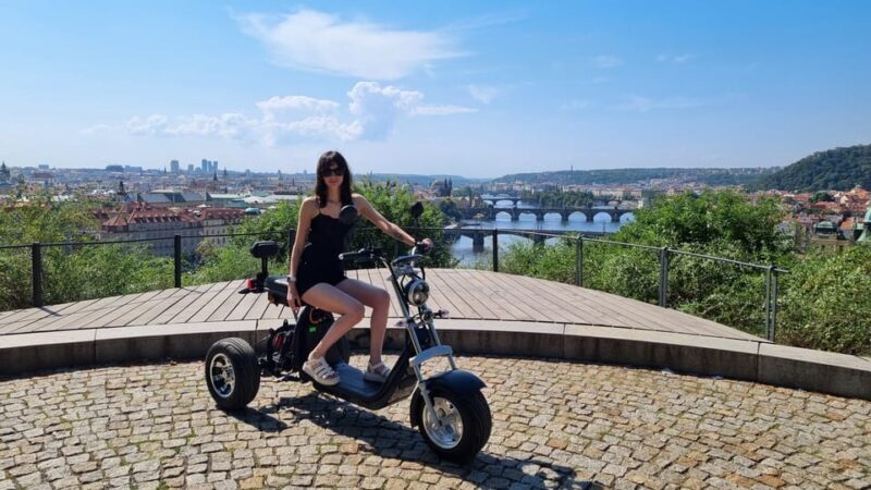 Prague: Castle Viewpoints & Charles Bridge Trike Tour - A Practical Look at the Prague Trike Tour