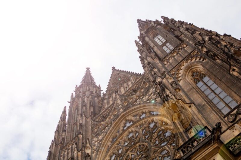 Prague City Tour with Vltava River Cruise - Who Should Take This Tour?