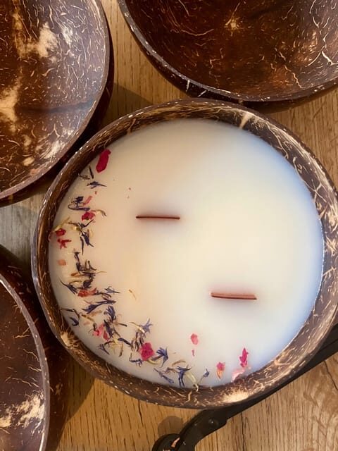 Prague: Coconut candle workshop - Why This Experience Works for Travelers