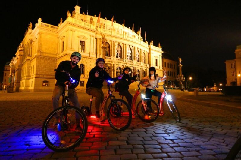 Prague: E-Bike/E-Scooter Viewpoint Tour - FAQ