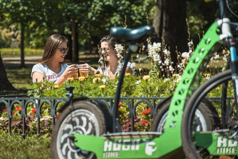 Prague: E-Scooter HUGO Bike Rental - Itinerary Breakdown: What You Might See