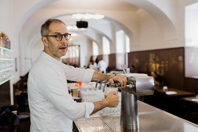 Prague Eat, Sip and Make New Friends on Food and Drink Tour - Who Is This Tour Perfect For?