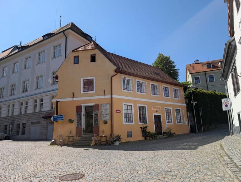 Prague: eský Krumlov & Bohemian Village Day Trip with Lunch - Authenticity and Experience Quality