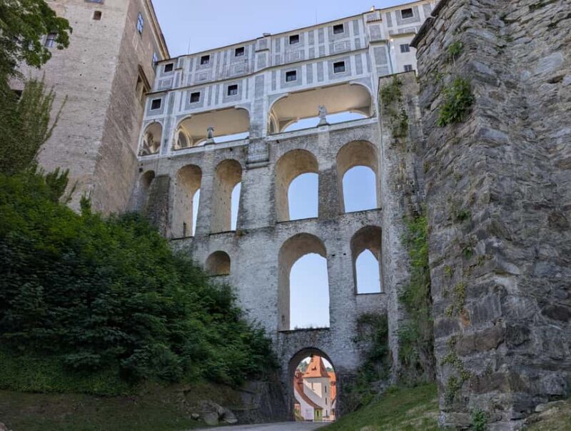 Prague: eský Krumlov & Bohemian Village Day Trip with Lunch - FAQ