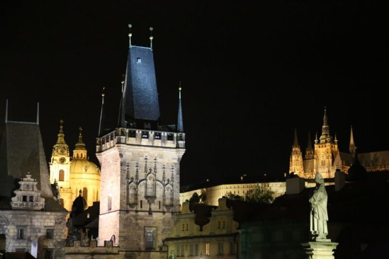 Prague: Evening Photography Tour by Car - Who Should Consider This Tour?