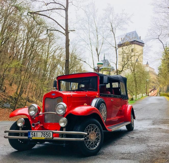Prague: Fairytale Karlstejn Castle in Retro-Style Car - Prague: Fairytale Karlštejn Castle in Retro-Style Car