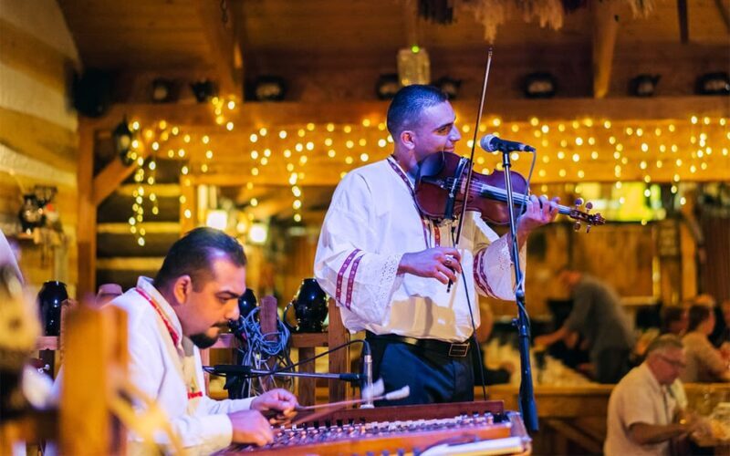 Prague: Folk Dancing Dinner Experience - An In-Depth Look at the Folk Dancing Dinner Experience