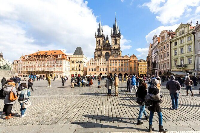 Prague Full-Day Tour From Vienna with Transfers and Guide - Key Points