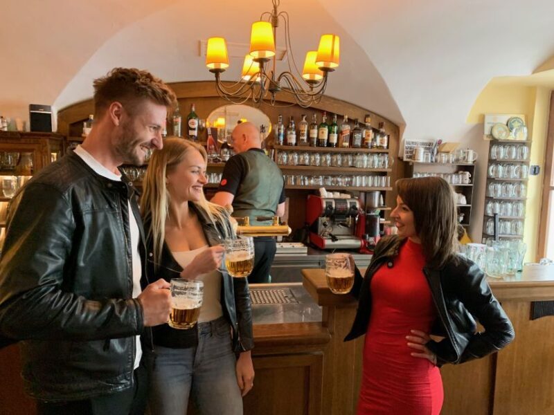 Prague: Historic Pubs Tour with Drinks - Key Points