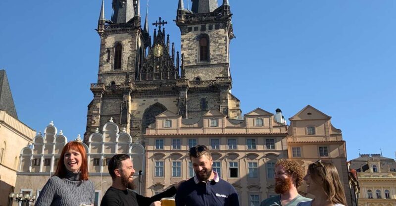 Prague: Historic Pubs Tour with Drinks - Group size and atmosphere