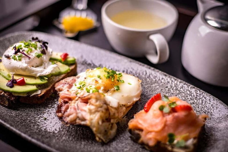 Prague: Iconic cafés early bird morning food tour. - Key Points