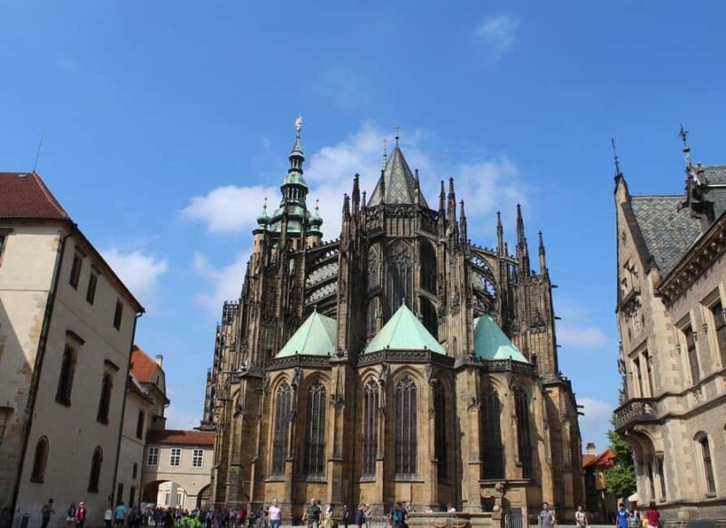 Prague: Illusion Art Museum Ticket & Digital City Tour - FAQ