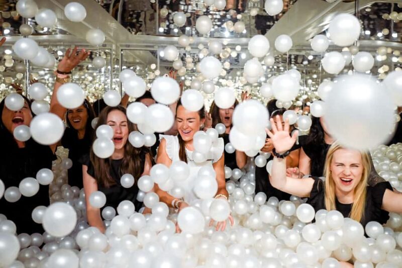Prague: Interactive museum The Pop Up  Who am I? - Exploring the Experience: What to Expect at The Pop Up