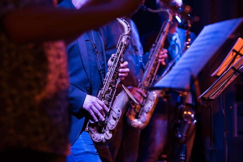 Prague: Jazz Show with Signature Cocktail - Key Points