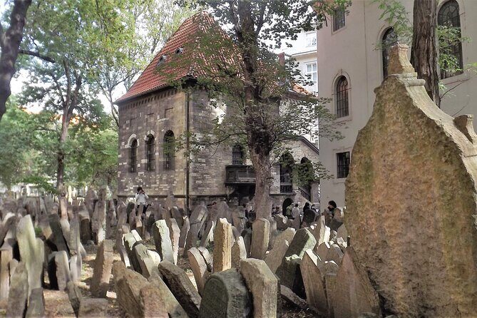 Prague Jewish Town Admission Ticket & Optional Audio Guide - Key Points