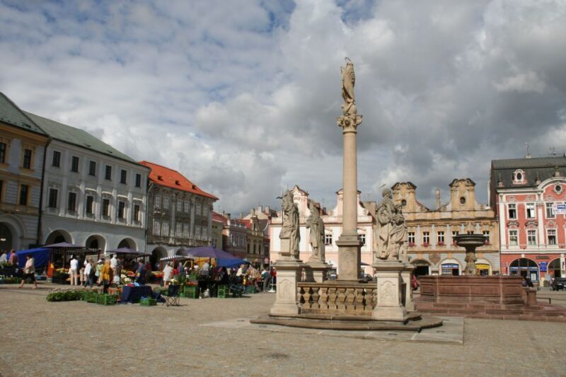 Prague: Kutná Hora, St Barbara's Cathedral and Bone Church - Frequently Asked Questions