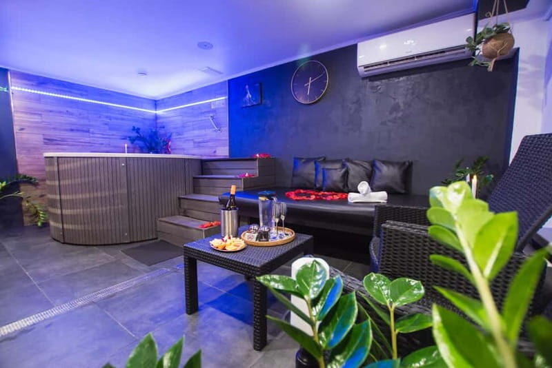 Prague: Modern Private Spa with Jacuzzi and Sauna - Prague: Modern Private Spa with Jacuzzi and Sauna — An In-Depth Review