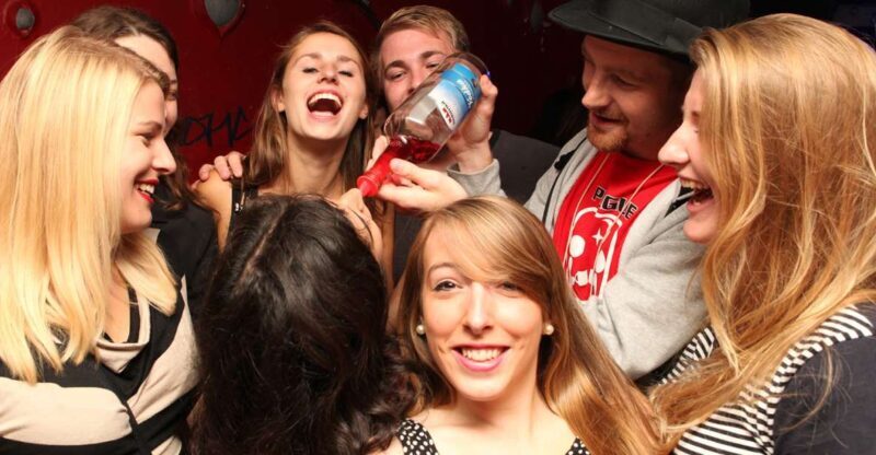 Prague: New Year's Eve Pub Crawl & Karlovy Lazne Club Entry - The Itinerary: What You Can Expect
