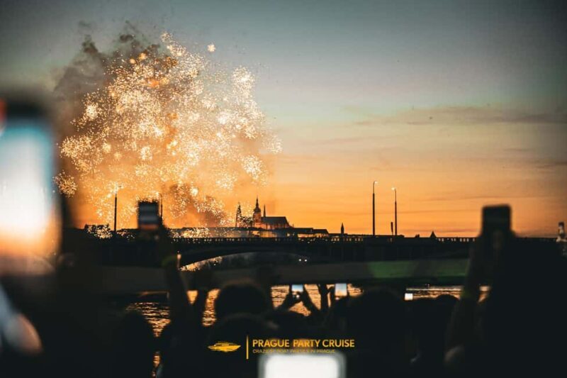 Prague: New Year's VIP Boat Party + EPIC Club - A Scenic Start: The VIP Boat Cruise