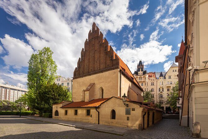 Prague Old Jewish Quarter and Spanish Synagogue Private Tour - The Experience Begins: A Personal Guided Journey into Prague’s Jewish Heritage