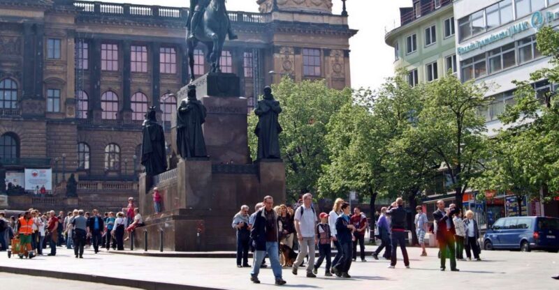 Prague: Old, New, and Jewish Towns Guided Walking Tour - Who Should Consider This Tour?