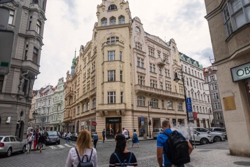 Prague: Old Town and Jewish Quarter Guided Walking Tour - Prague: Old Town and Jewish Quarter Guided Walking Tour — A Detailed Look