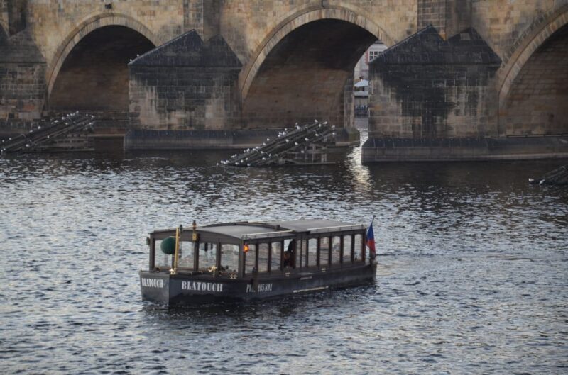 Prague: Old Town Guided Walking Tour and City Boat Ride - Exploring Prague: Old Town Guided Walking Tour and City Boat Ride