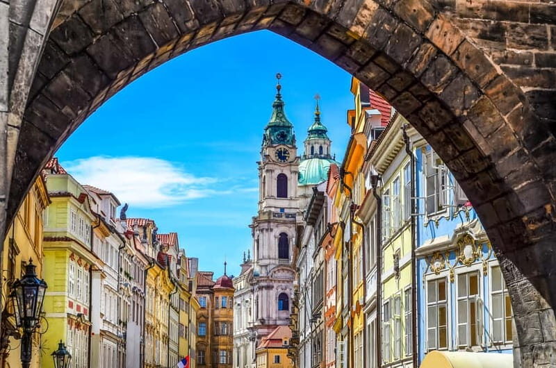Prague: Old Town, Prague Castle & River Cruise Day Tour - Practical Details and What You Get
