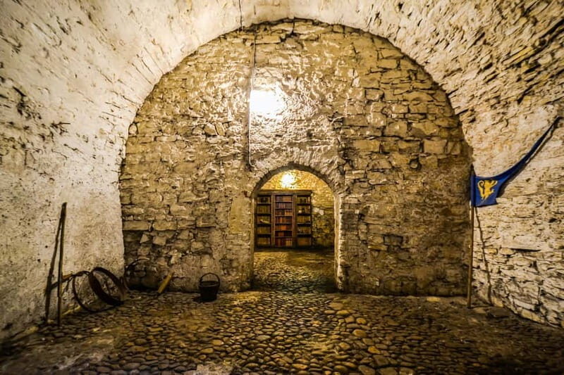 Prague: Oldtown, Medieval Underground & Dungeon History Tour - Discover Prague’s Hidden Depths: Old Town, Medieval Underground & Dungeon Tour