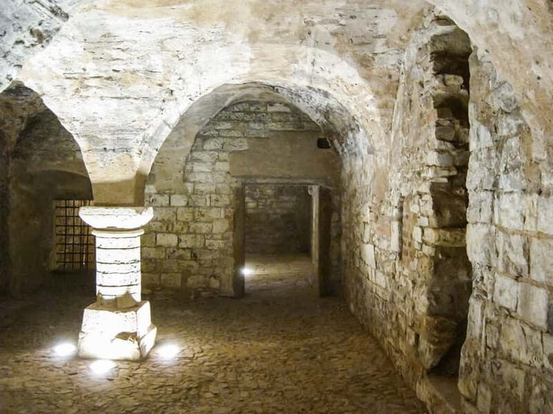 Prague: Oldtown, Medieval Underground & Dungeon History Tour - Final Thoughts