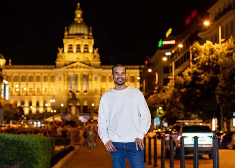Prague: Photoshoot after Sunset - A closer look at what this photoshoot offers and what makes it special
