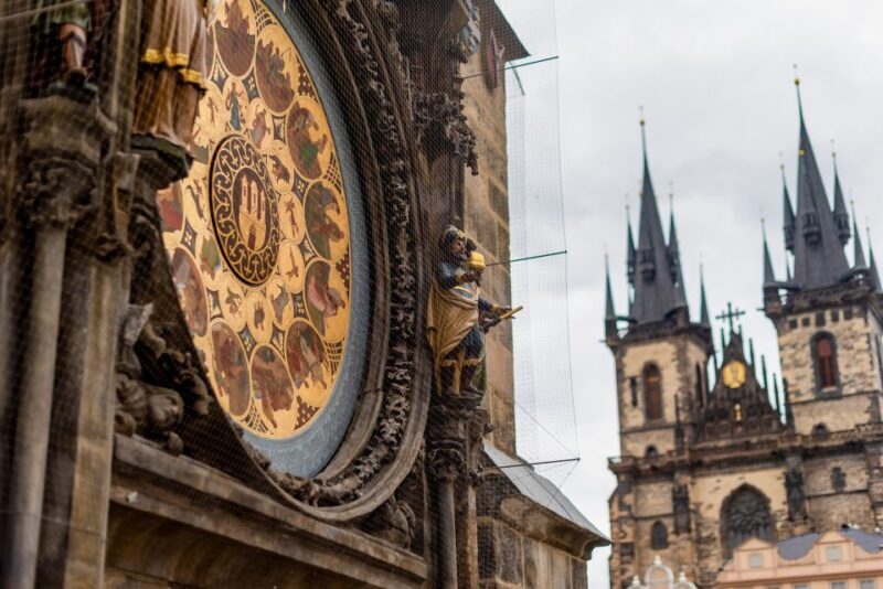 Prague: Prague Castle, Jewish Quarter, Clock Tower Admission - What Reviewers Say