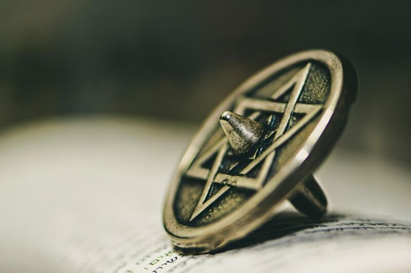 Prague: Prague Synagogues & the Jewish Cemetery Guided Tour - Final Thoughts