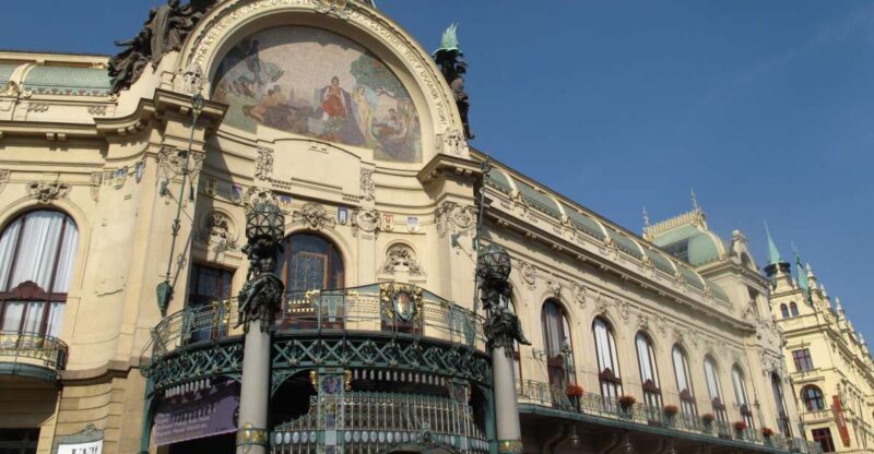 Prague: Private Cubism & Art Nouveau Walking Tour - Key Points