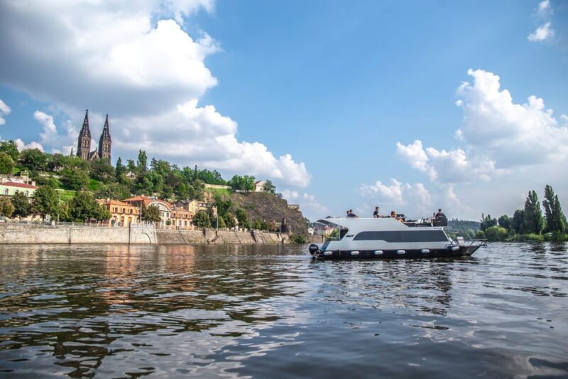 Prague: Private River Cruise with Unlimited Beer or Prosecco - Final Thoughts