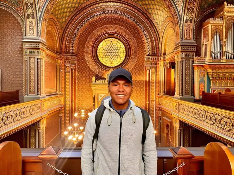 Prague: Private Tour inside the Jewish Cemetery & Synagogues - Starting Off: Convenience and Comfort