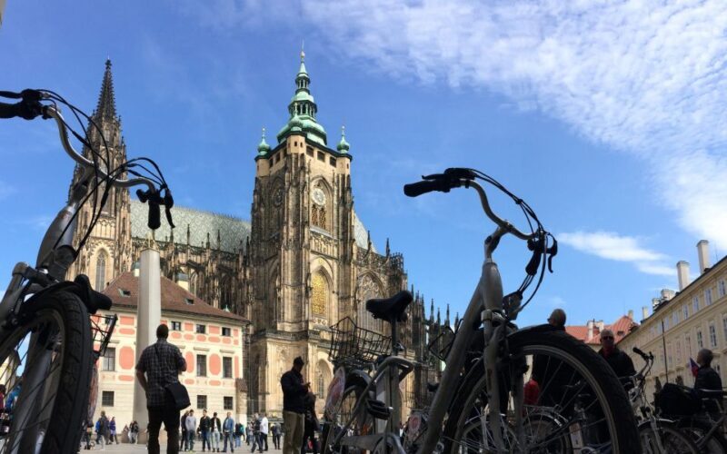 Prague: Stunning Viewpoints, Castle, City & Park E-Bike Tour - Who Will Love This Experience?