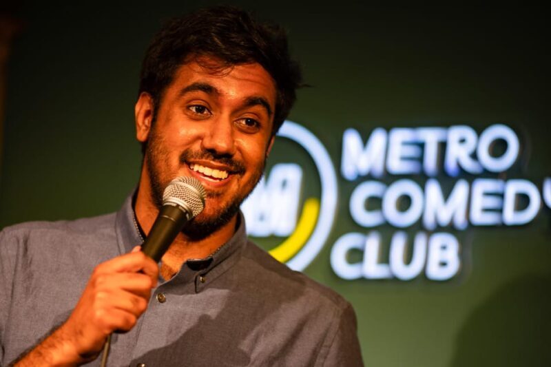 Prague: Sunday Stand-Up Comedy Night in English - Key Points