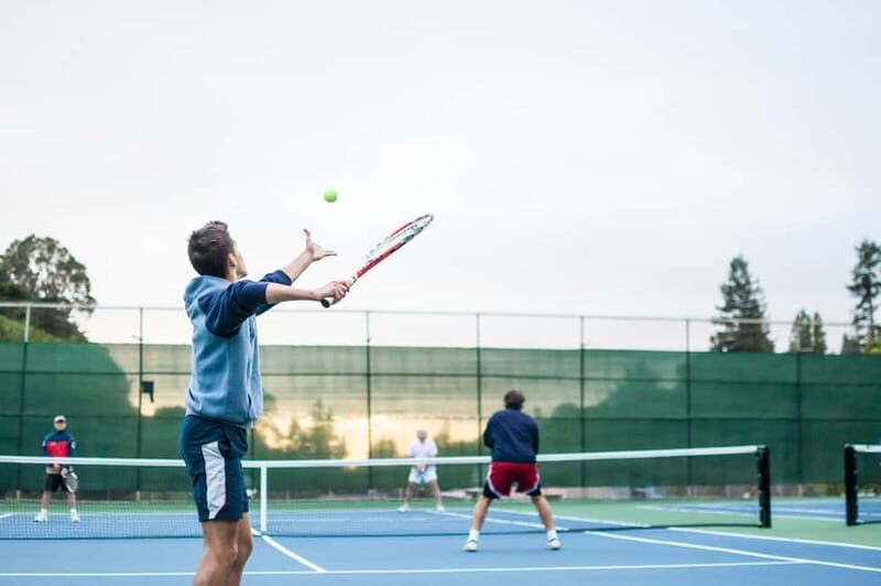 Prague: Tennis Game with Beer and Local Guide - Key Points
