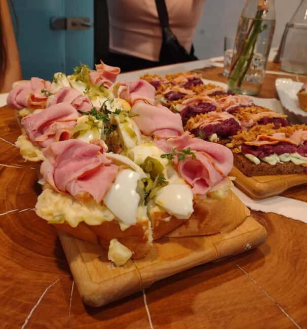 Prague: Traditional Czech Food Tour with Local Guide - Why This Tour Offers Value