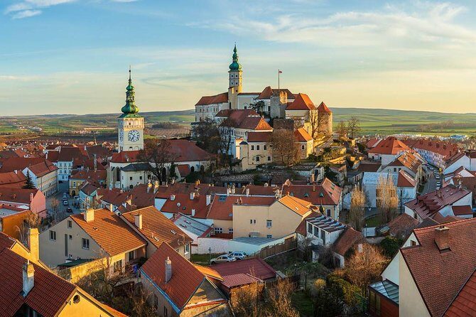 Prague-Vienna One-Way Sightseeing Day Tour - A Deep Dive into the Prague-Vienna Private Sightseeing Tour