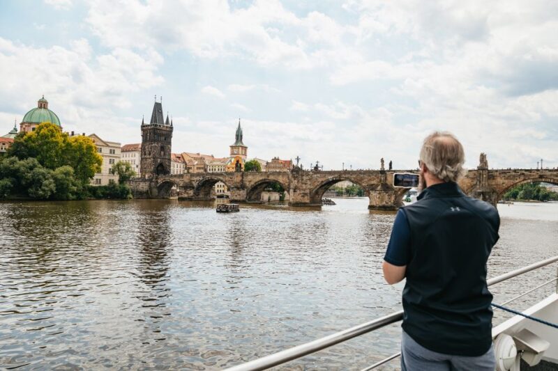 Prague: Vltava River Lunch Cruise in an Open-Top Glass Boat - FAQ