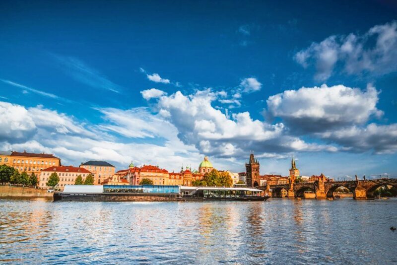 Prague: Vltava River Night Cruise with Buffet - FAQ