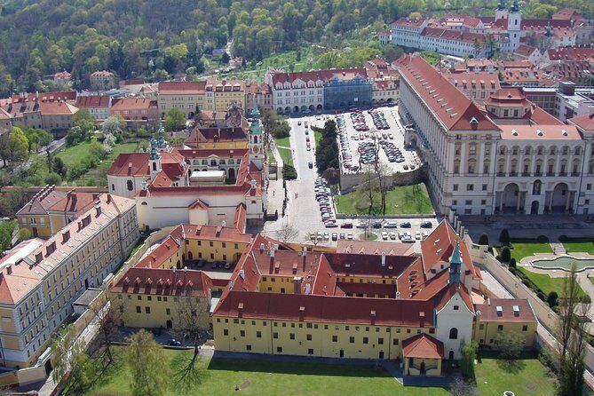 Prague Walking Tour Following in Mozart's Footsteps - Who Should Consider This Tour?