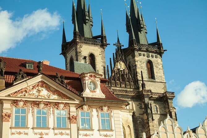 Prague Walking Tour in German: Old Town and Prague Castle - The Experience in Detail
