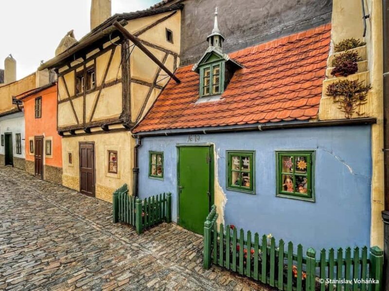 Prague: World of Banksy Ticket & Digital City Tour - Key Points