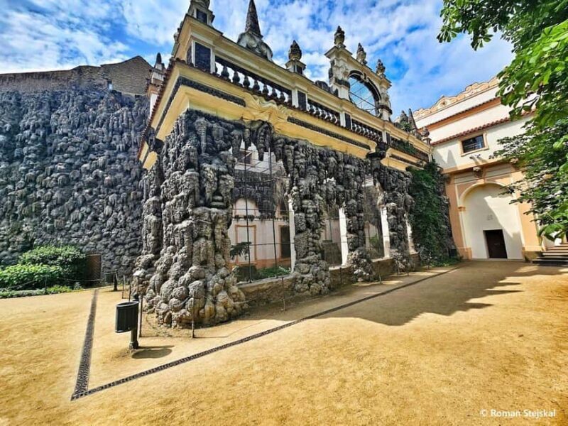 Prague: World of Banksy Ticket & Digital City Tour - Deep Dive: Why This Tour Works