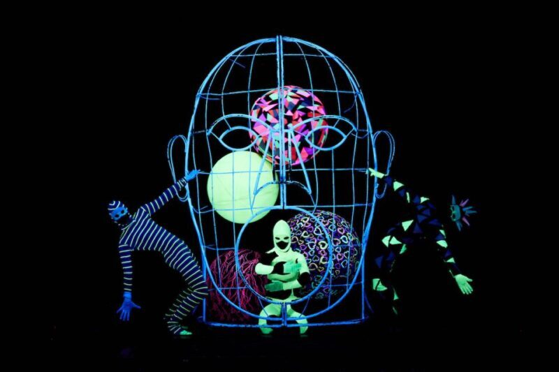 Prague: WOW Show Black Light Theater - Final Thoughts