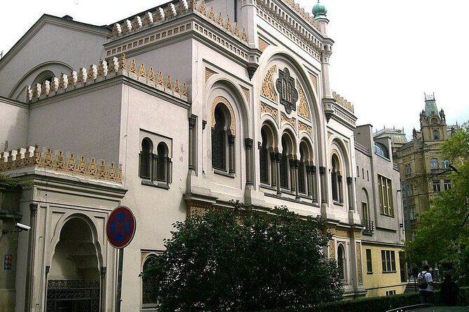 Prague's Jewish Quarter: A Self-Guided Audio Tour - Who Should Consider This Tour?